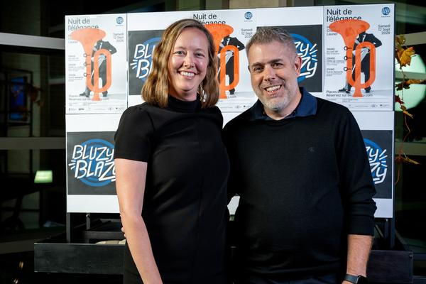 Invités heureux à la Nuit de l'élégance Bluzy Blazy, photo 92 de 155