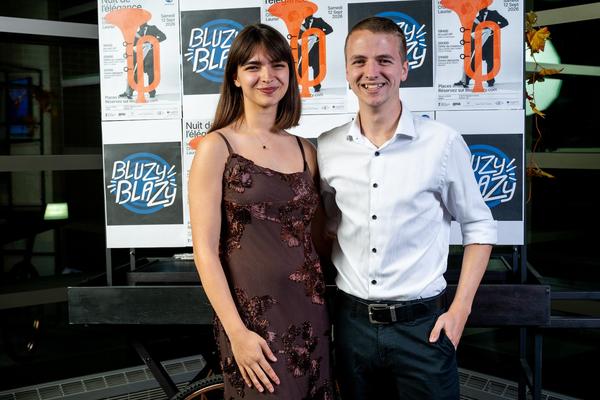 Invités heureux à la Nuit de l'élégance Bluzy Blazy, photo 153 de 155
